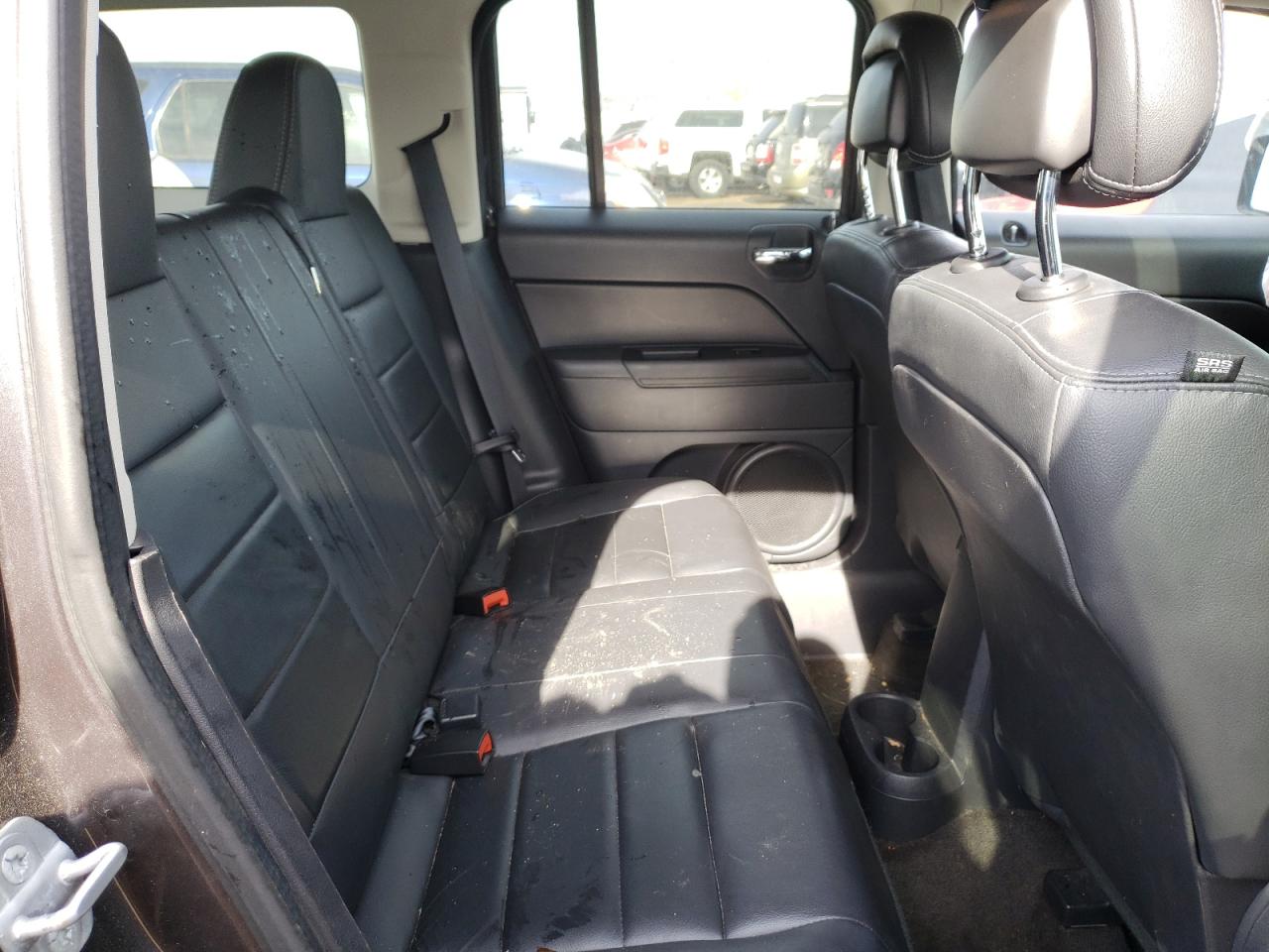 Photo 6 from auction – 2014 JEEP PATRIOT LA with VIN 1C4NJPFA8ED732047