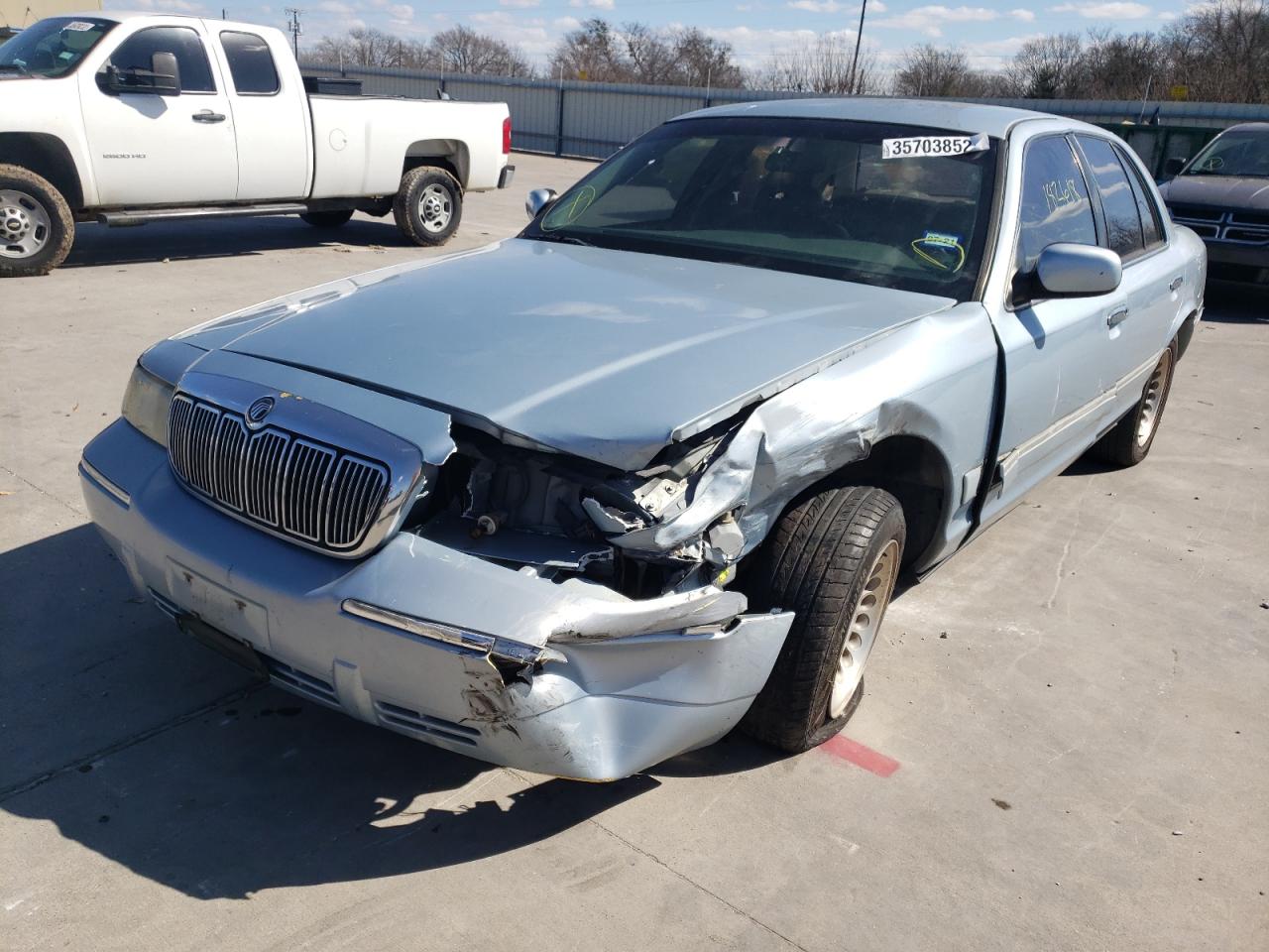 Photo 2 from auction – 2002 MERCURY GRAND MARQ with VIN 2MEFM74W02X644820