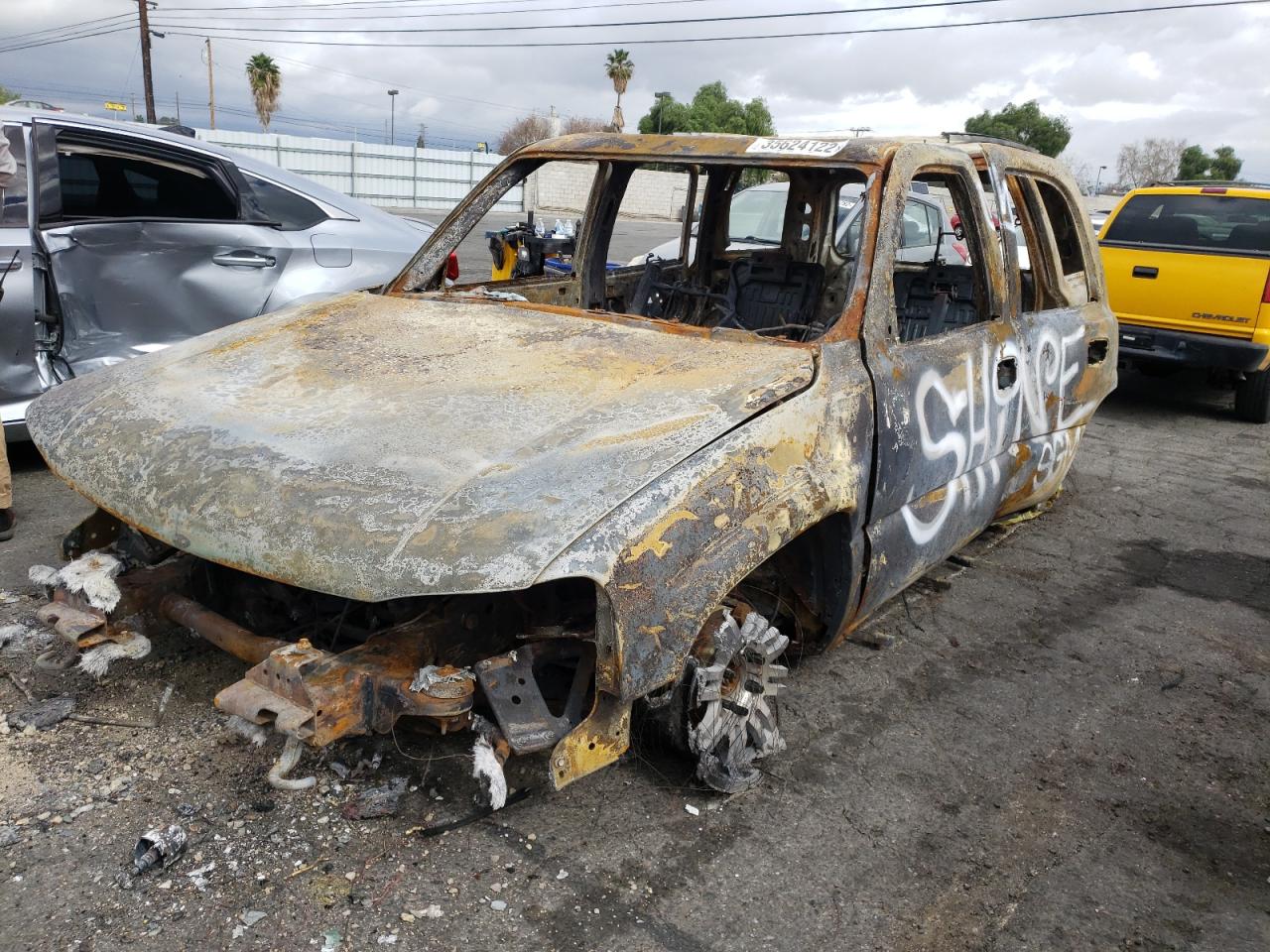 Photo 2 from auction – 2006 GMC YUKON DENA with VIN 1GKEK63U96J143084