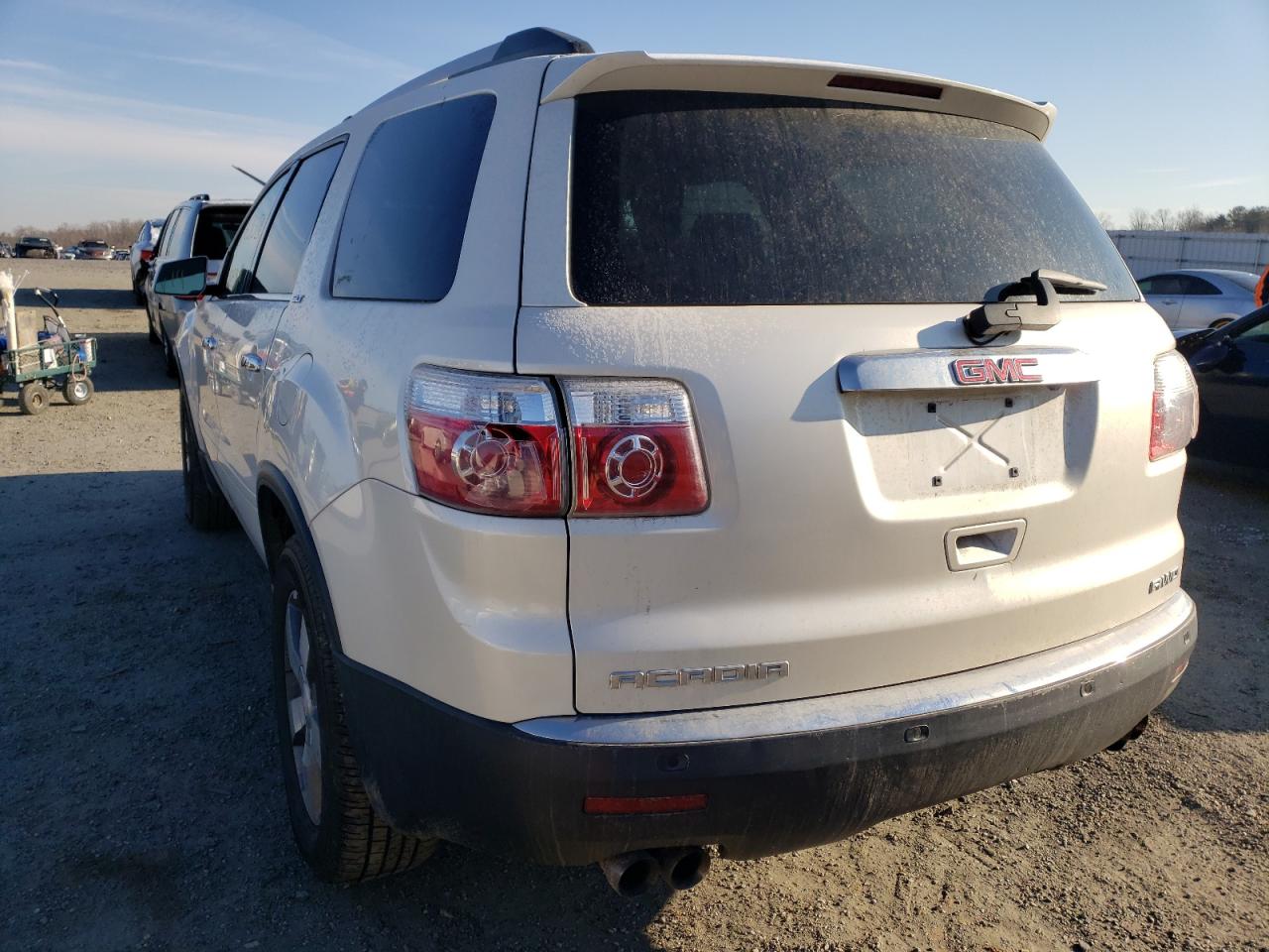 Photo 3 from auction – 2011 GMC ACADIA SLT with VIN 1GKKVRED7BJ395919