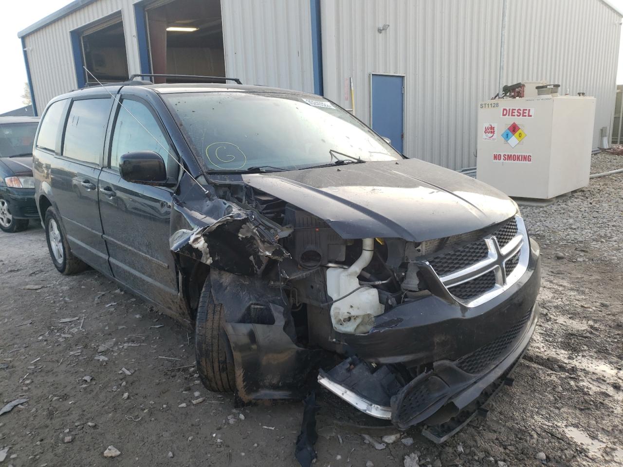 DODGE GRAND CARA 2013 with VIN 2C4RDGCGXDR575439 - Photo from auction