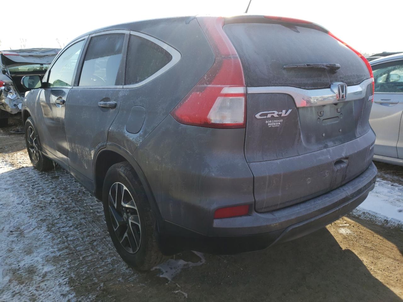 Photo 3 from auction – 2016 HONDA CR-V SE with VIN 2HKRM4H4XGH692744