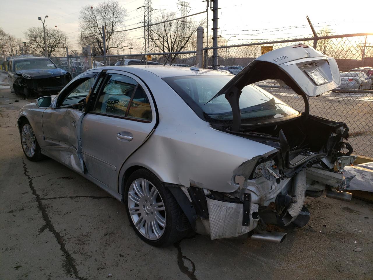 Photo 3 from auction – 2007 MERCEDES-BENZ E 350 4MAT with VIN WDBUF87X07B164055