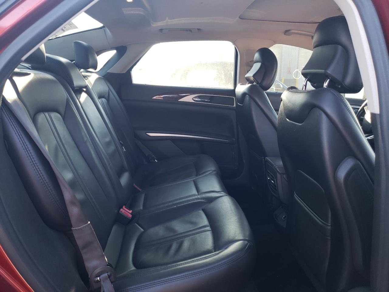 Photo 6 from auction – 2014 LINCOLN MKZ with VIN 3LN6L2G9XER820753