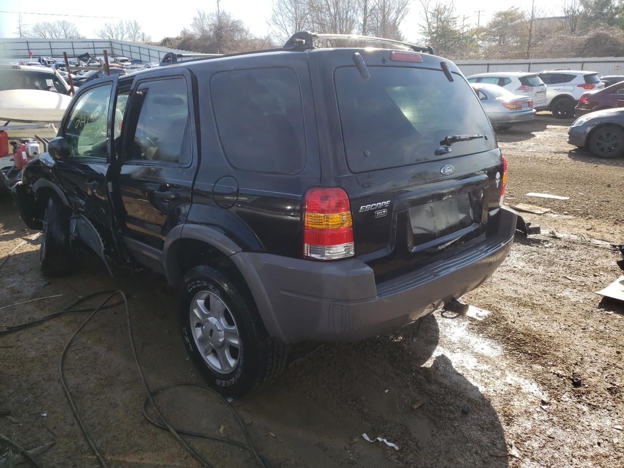 Photo 3 from auction – 2001 FORD ESCAPE XLT with VIN 1FMYU04151KE59648