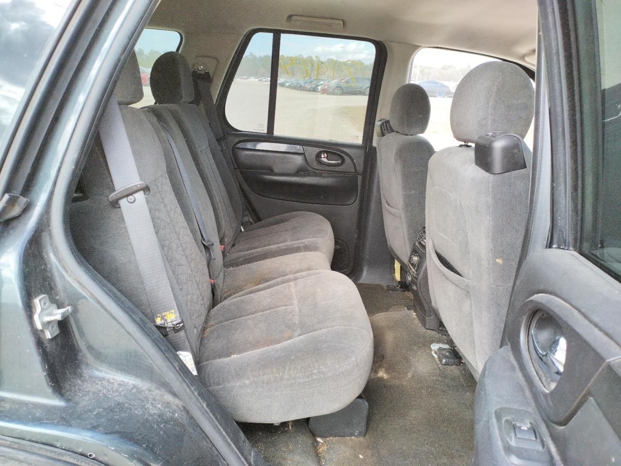 Photo 6 from auction – 2006 GMC ENVOY with VIN 1GKDS13SX62322077