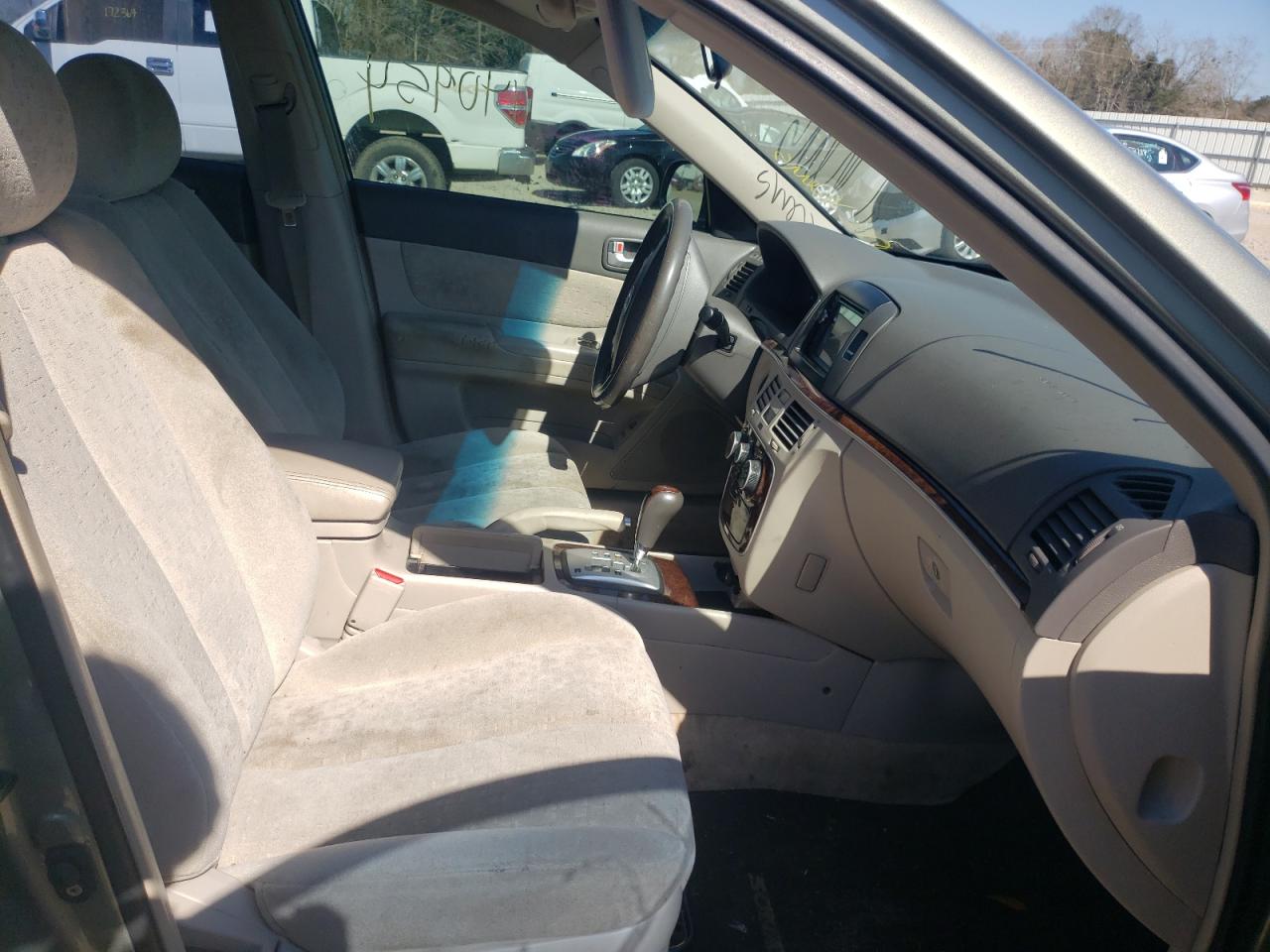 Photo 5 from auction – 2007 HYUNDAI SONATA SE with VIN 5NPEU46F07H218630