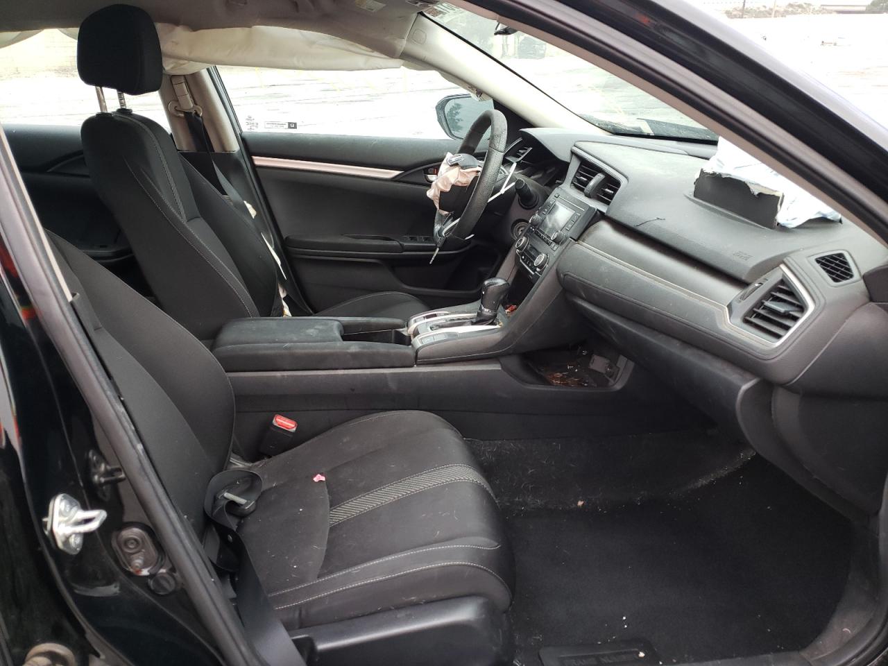 Photo 5 from auction – 2016 HONDA CIVIC LX with VIN 19XFC2F57GE250353