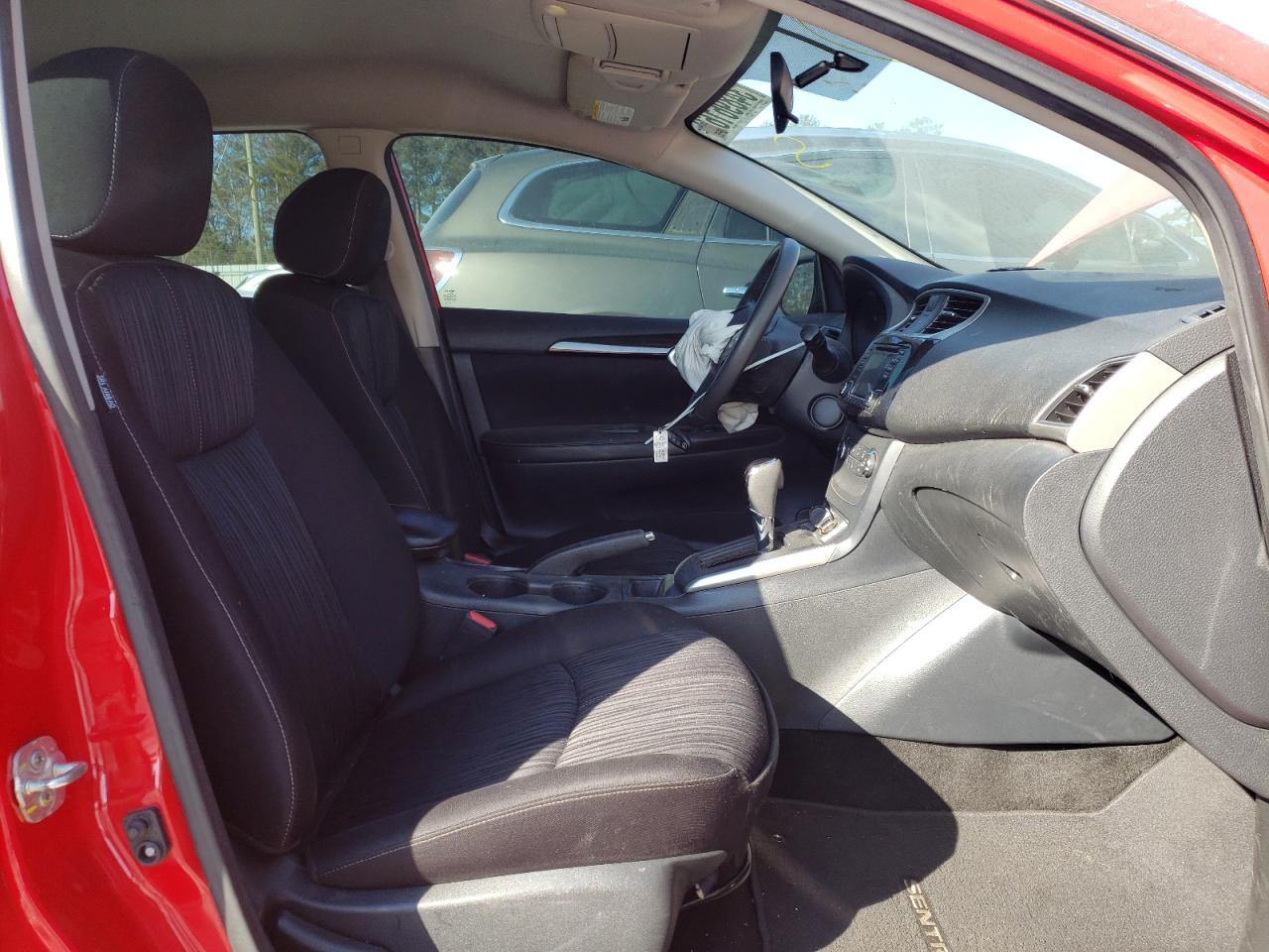 Photo 5 from auction – 2017 NISSAN SENTRA S with VIN 3N1AB7AP1HL720119