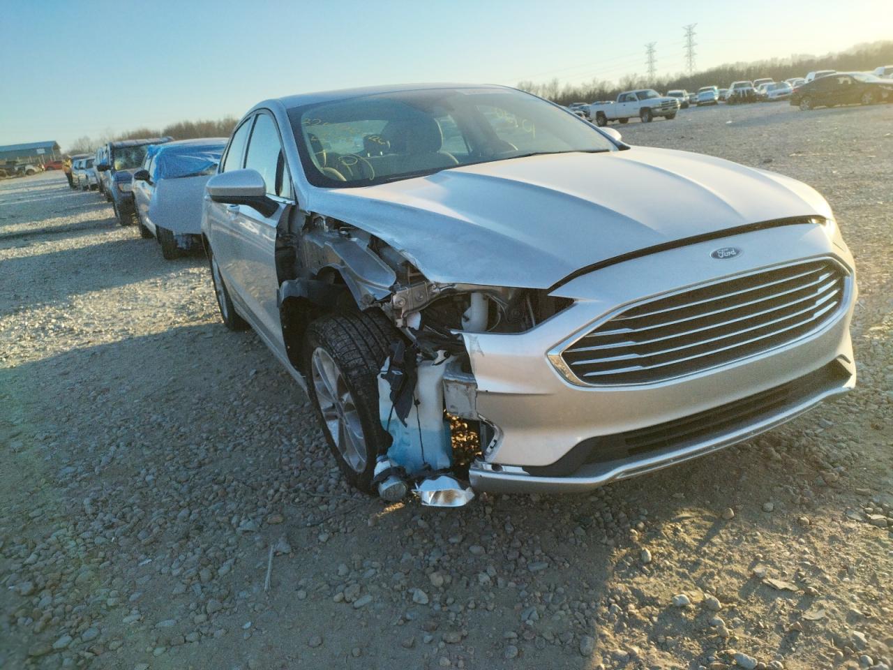 Photo 1 from auction – 2019 FORD FUSION SE with VIN 3FA6P0HD8KR245862
