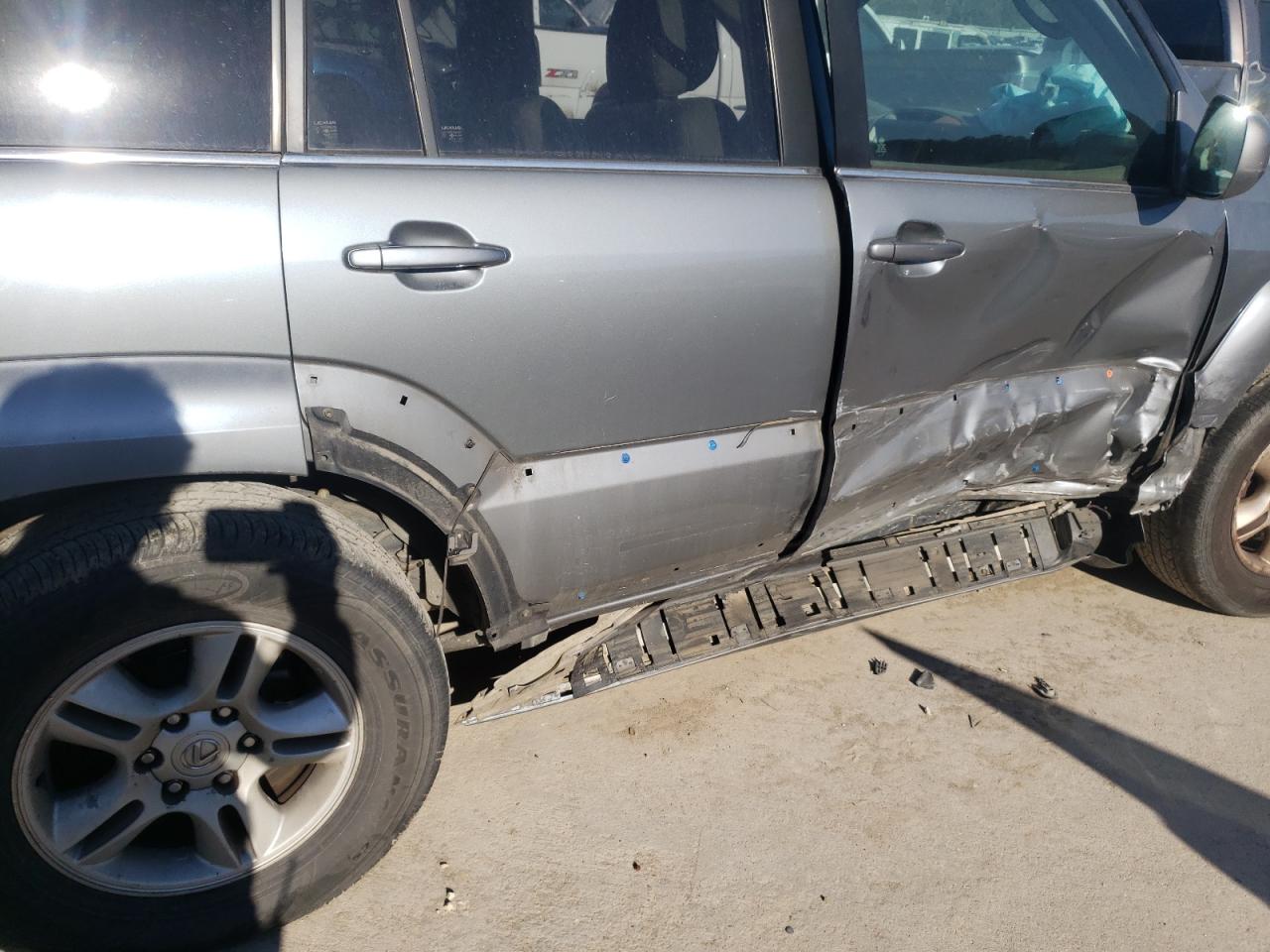 Photo 9 from auction – 2003 LEXUS GX 470 with VIN JTJBT20X430019113