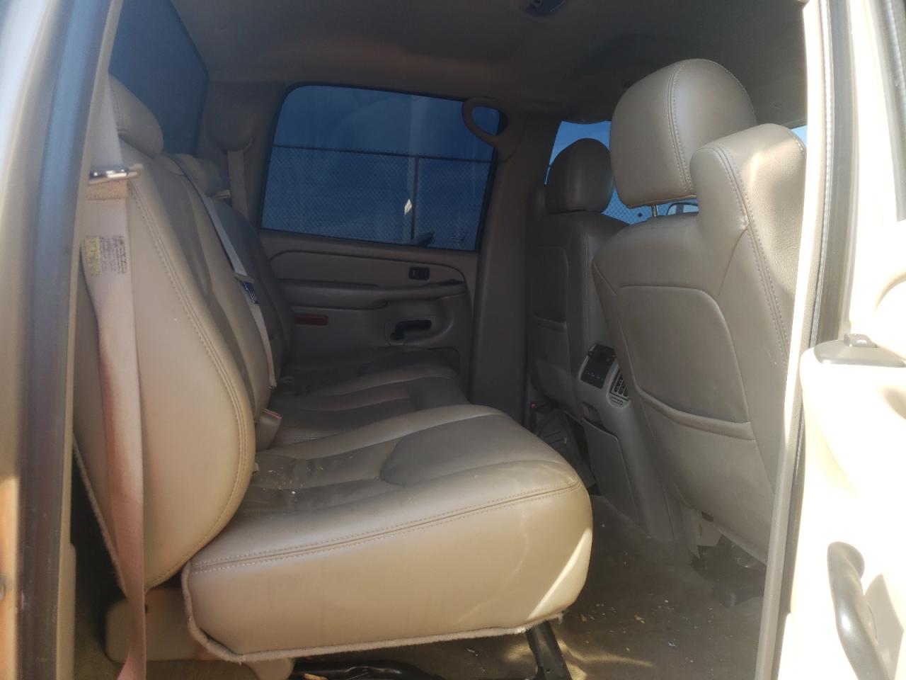 Photo 6 from auction – 2005 GMC NEW SIERRA with VIN 2GTEK13T651127441
