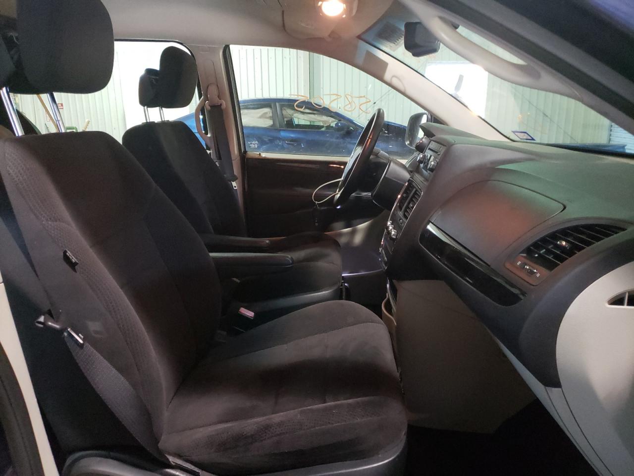 صورة رقم 5 من المزاد - 2012 DODGE GRAND CARA مع VIN 2C4RDGBG2CR406970