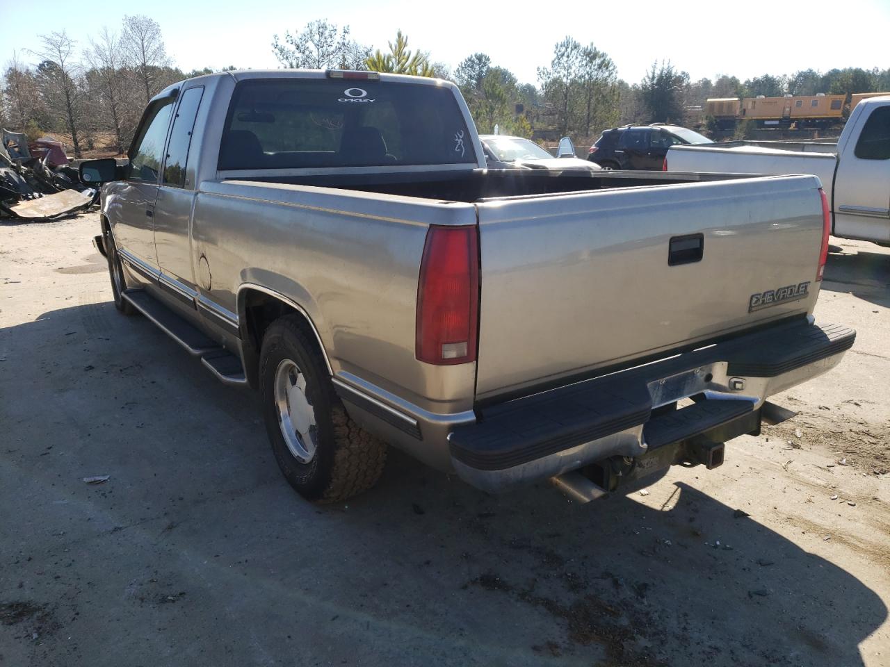 Photo 3 from auction – 1998 CHEVROLET GMT-400 C1 with VIN 2GCEC19R6W1120693