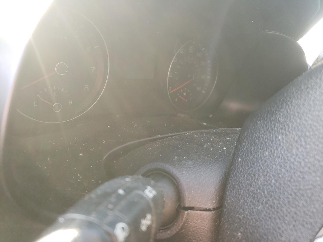Photo 8 from auction – 2019 KIA FORTE FE with VIN 3KPF24AD4KE111075