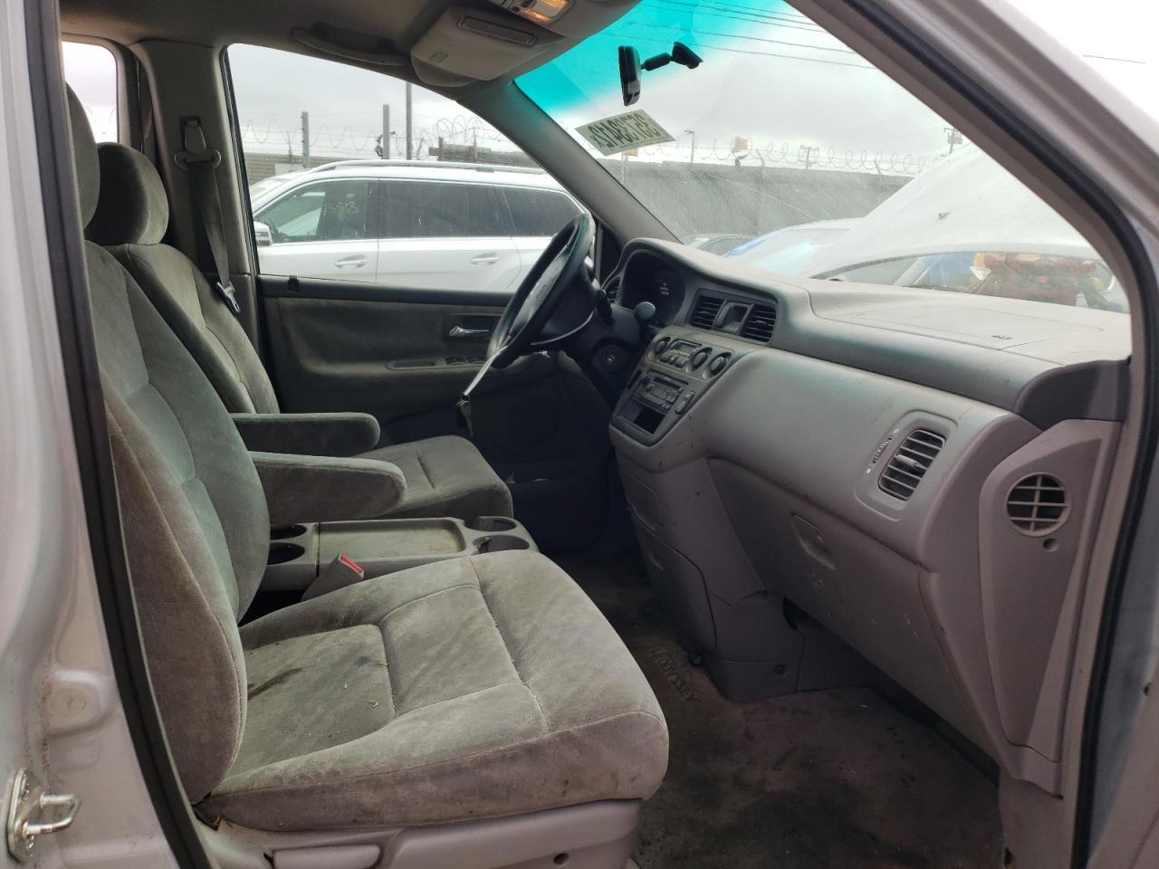Photo 5 from auction – 2002 HONDA ODYSSEY EX with VIN 2HKRL18622H542929