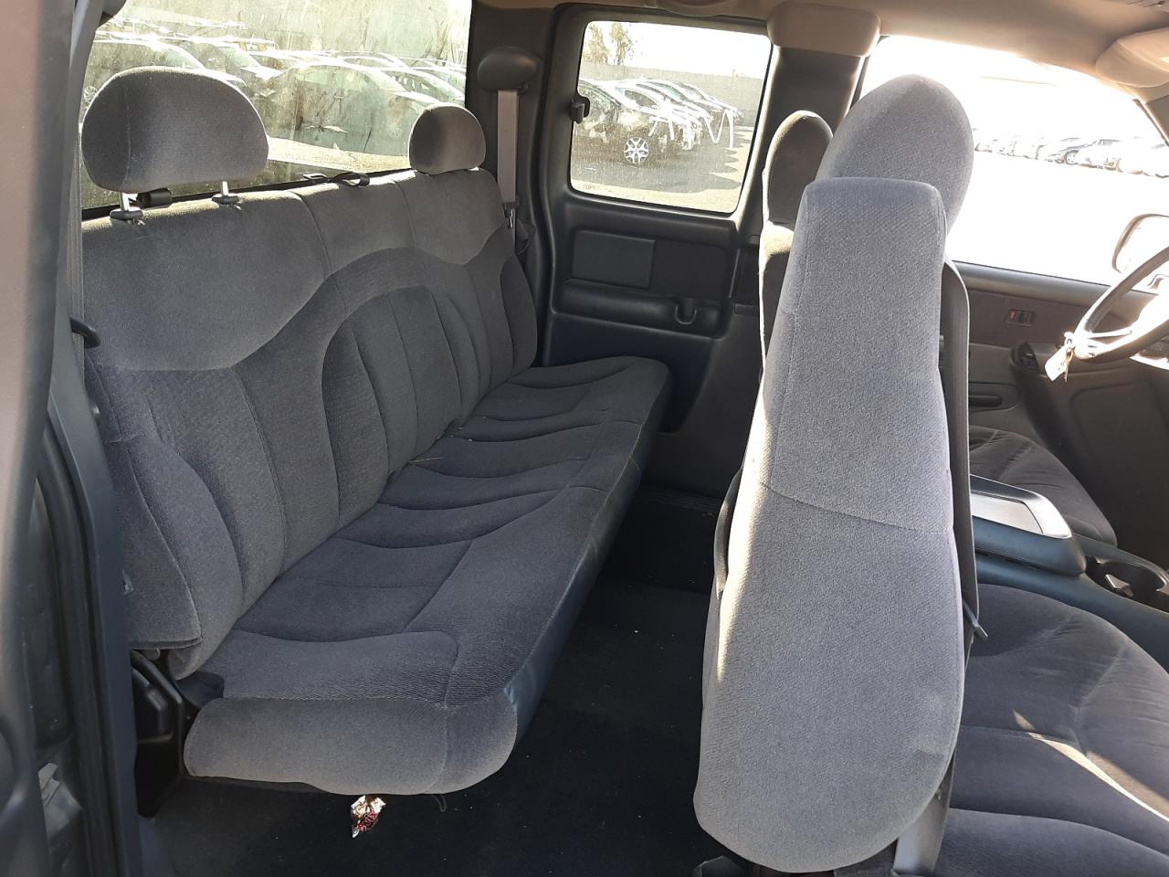 Photo 6 from auction – 2002 GMC NEW SIERRA with VIN 2GTEC19T421121752