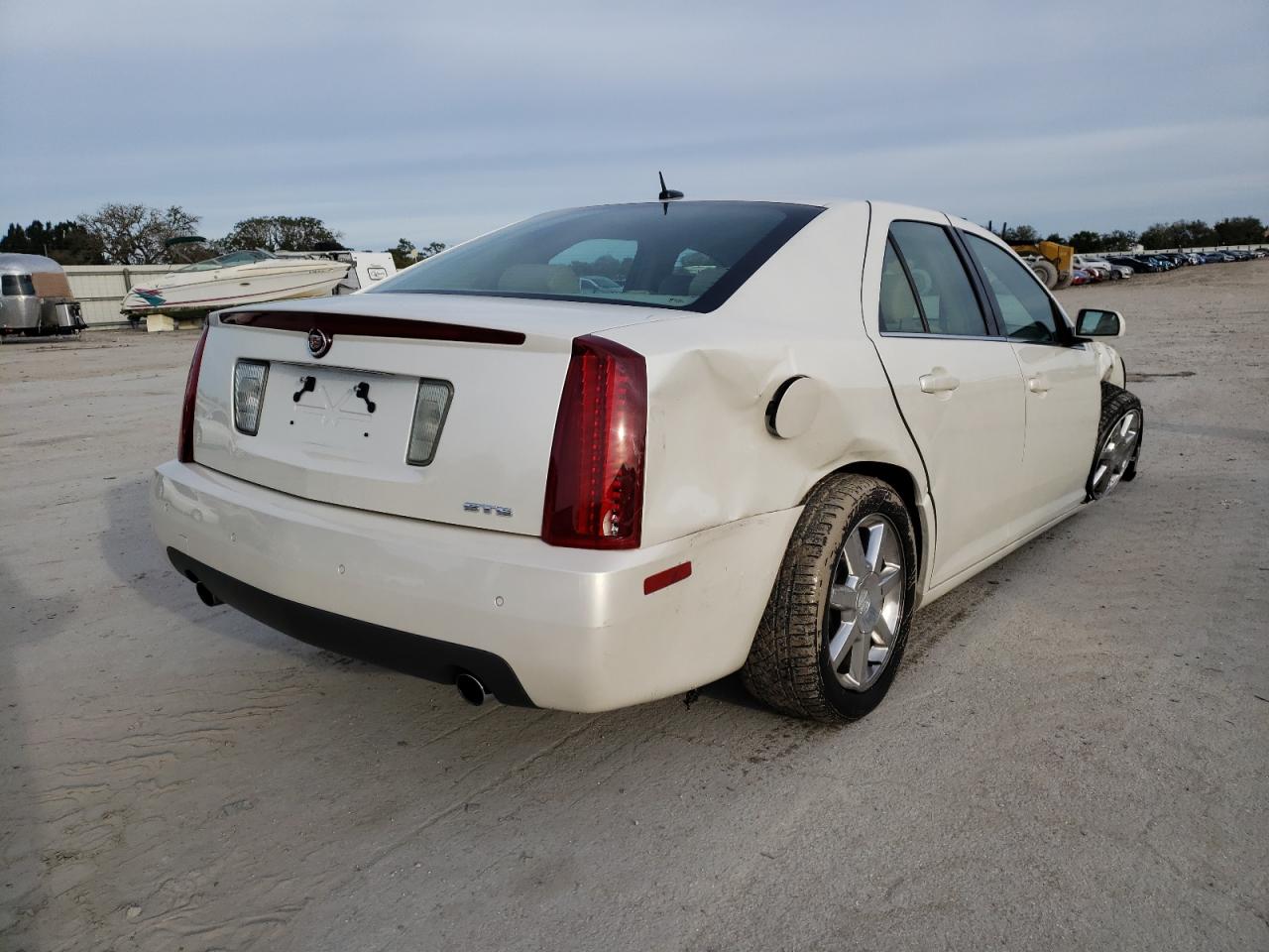 Photo 4 from auction – 2005 CADILLAC STS with VIN 1G6DW677450230981