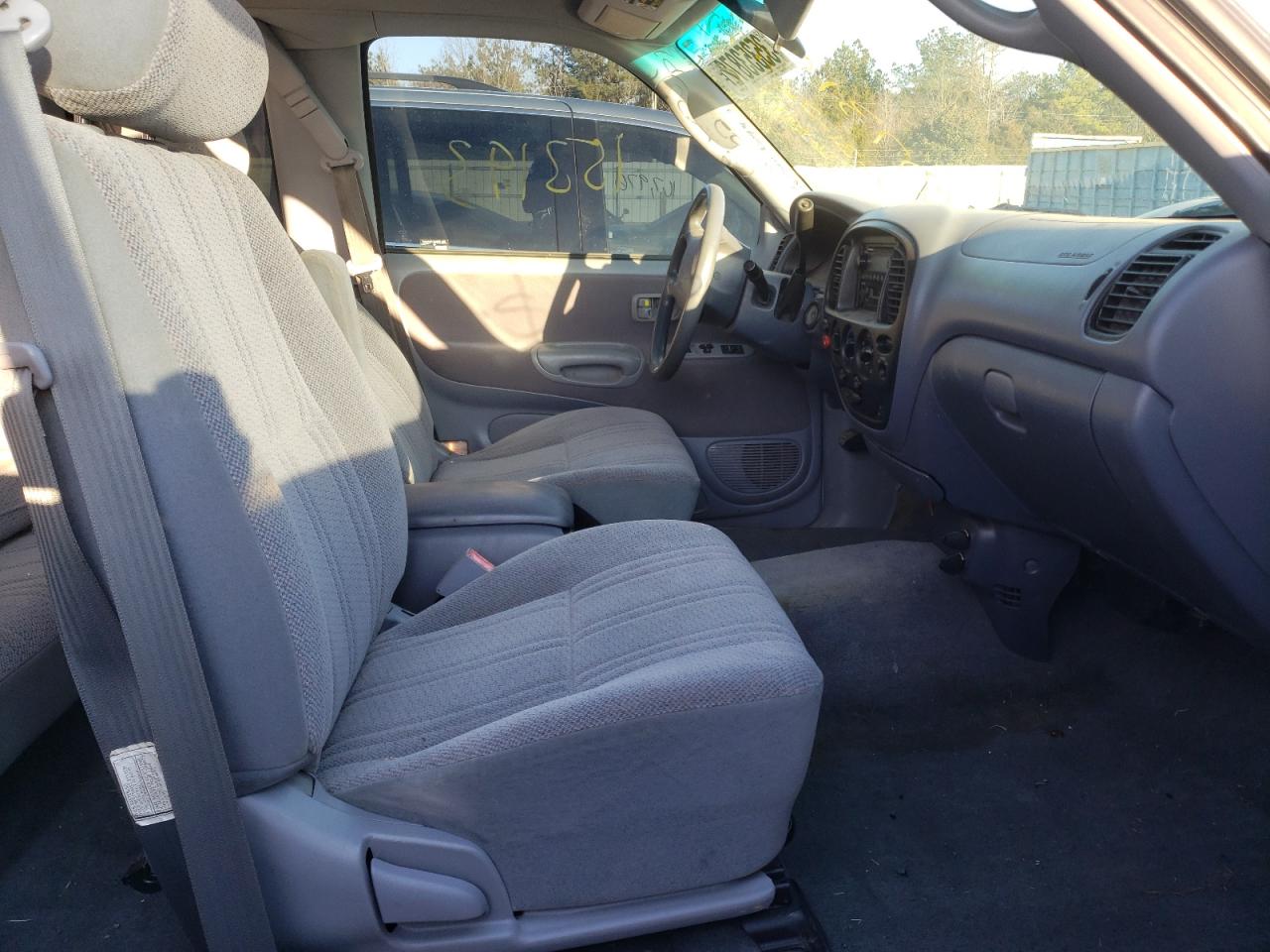 Photo 5 from auction – 2000 TOYOTA TUNDRA ACC with VIN 5TBBT4417YS073104