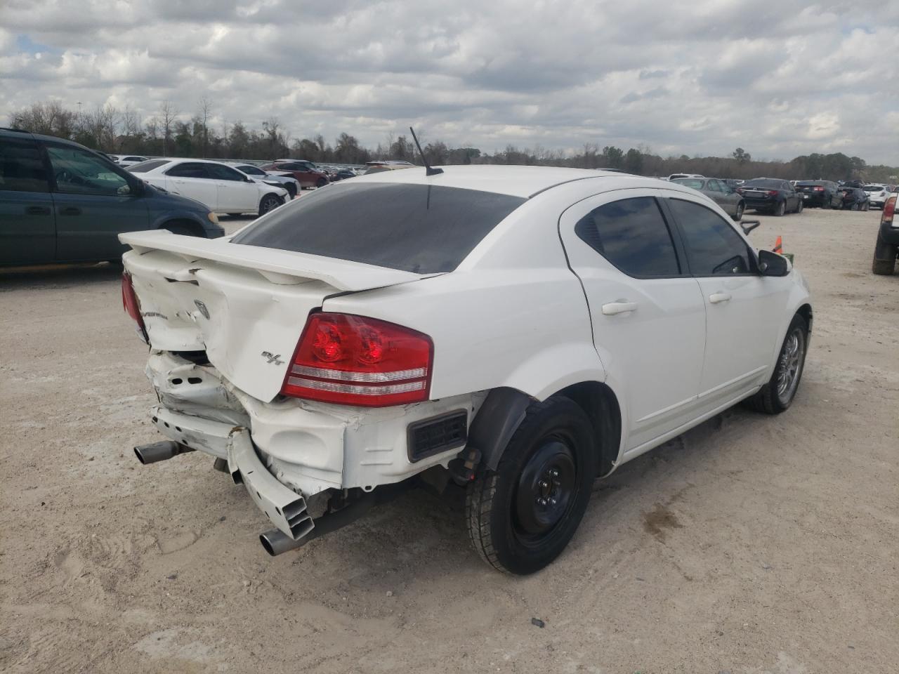 Photo 4 from auction – 2008 DODGE AVENGER R/ with VIN 1B3LC76M68N565196