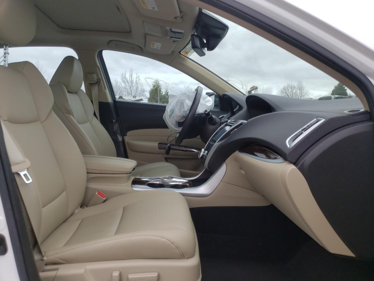 Photo 5 from auction – 2018 ACURA TLX with VIN 19UUB2F37JA008134