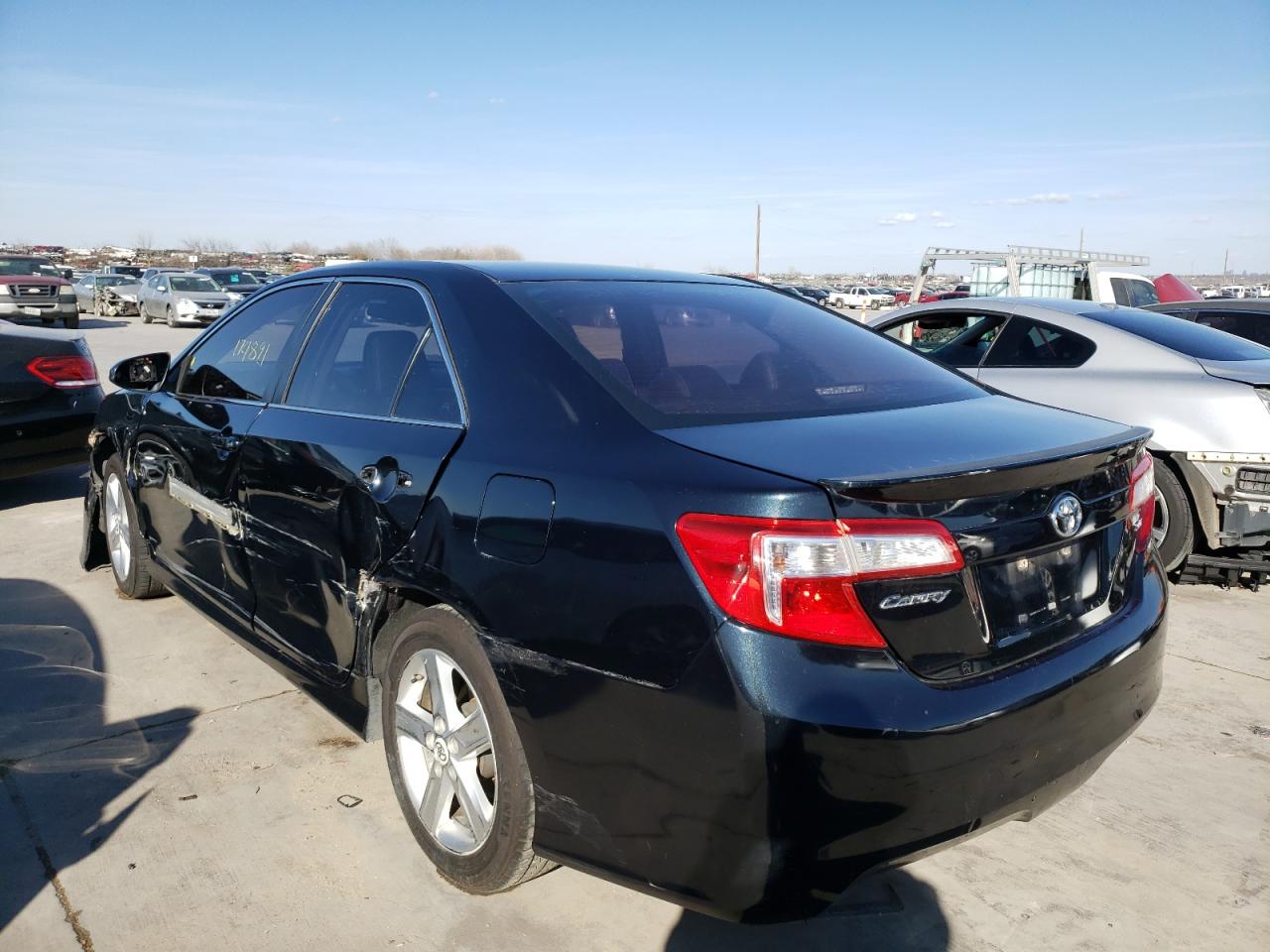 Photo 3 from auction – 2012 TOYOTA CAMRY BASE with VIN 4T1BF1FK6CU095954