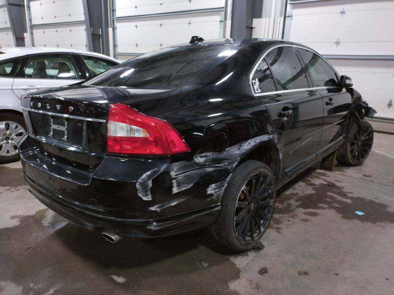 Photo 4 from auction – 2007 VOLVO S80 V8 with VIN YV1AH852671036151