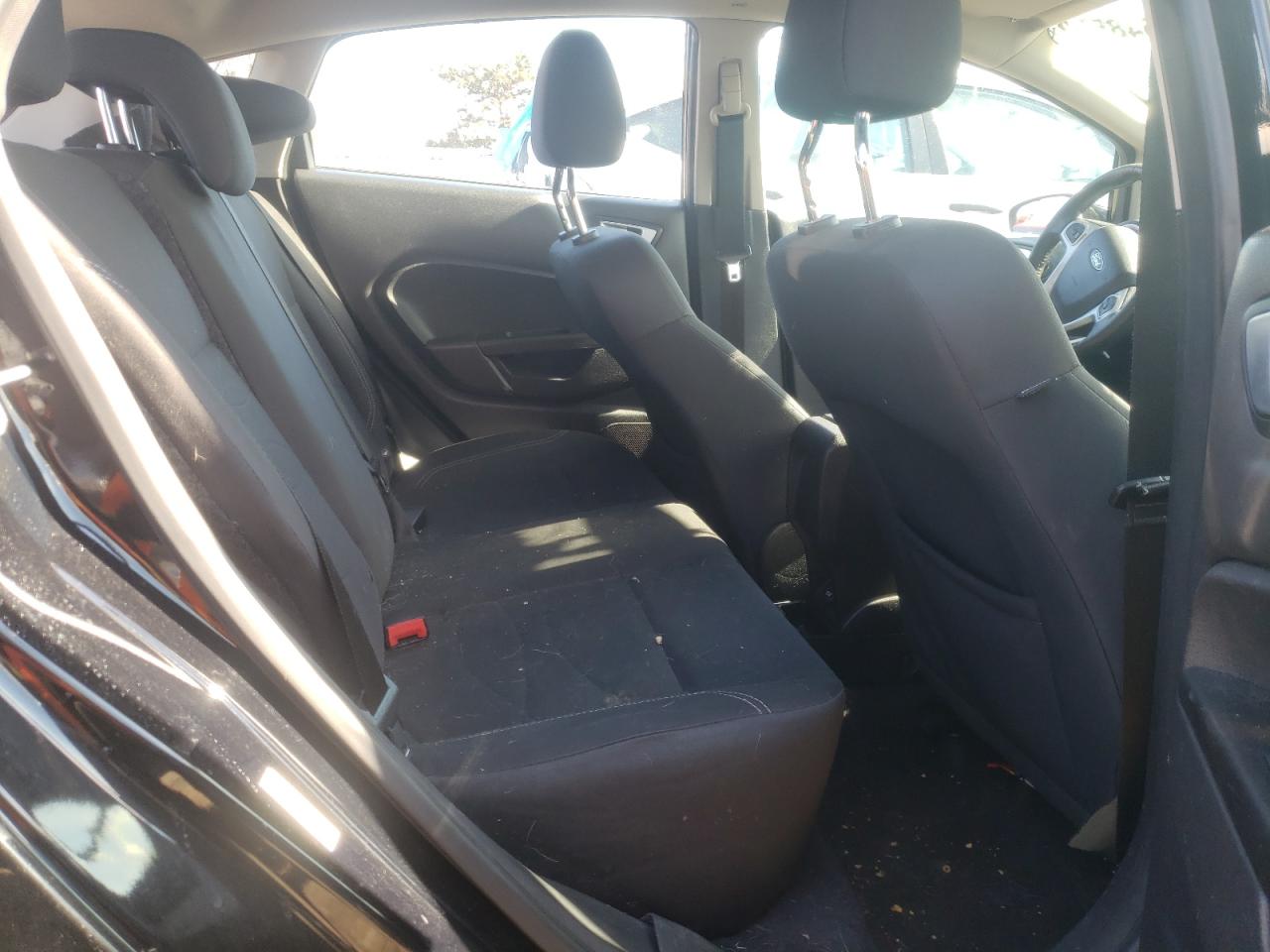 Photo 6 from auction – 2016 FORD FIESTA SE with VIN 3FADP4EJ1GM114740