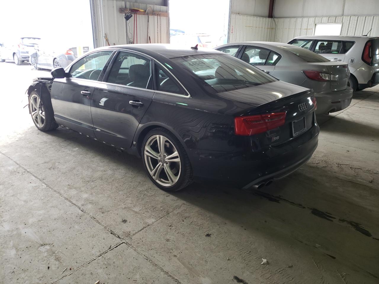 Photo 3 from auction – 2014 AUDI S6 with VIN WAUF2AFC3EN149229