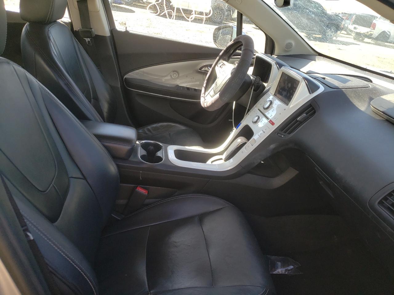 Photo 5 from auction – 2011 CHEVROLET VOLT with VIN 1G1RD6E42BU100339
