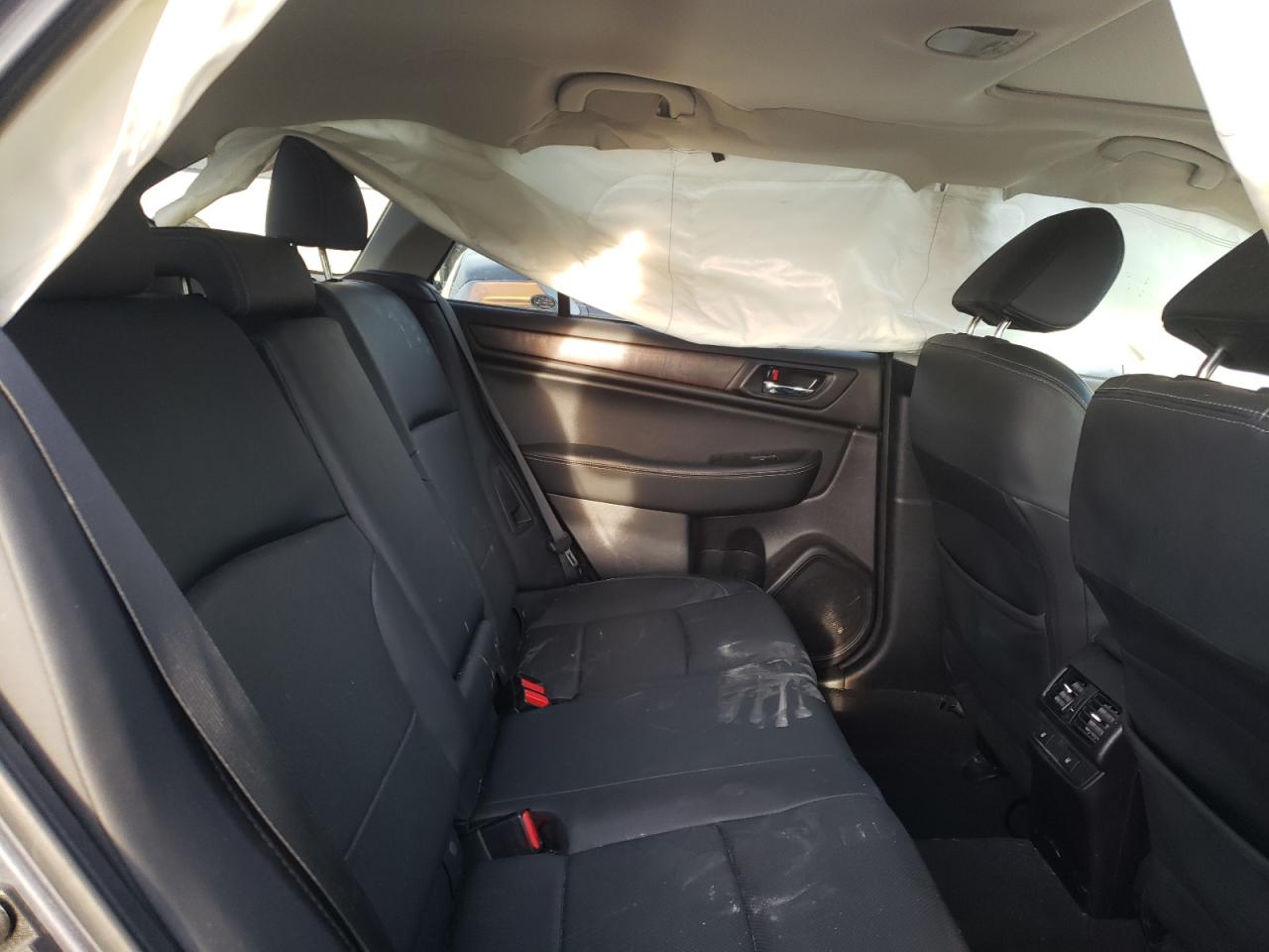 Photo 6 from auction – 2017 SUBARU OUTBACK 3. with VIN 4S4BSENC3H3254553