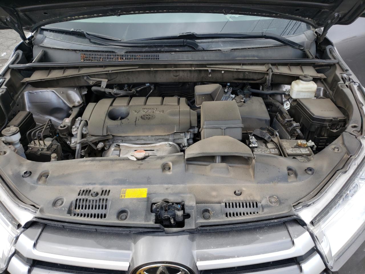 Photo 7 from auction – 2017 TOYOTA HIGHLANDER with VIN 5TDZARFH0HS029397