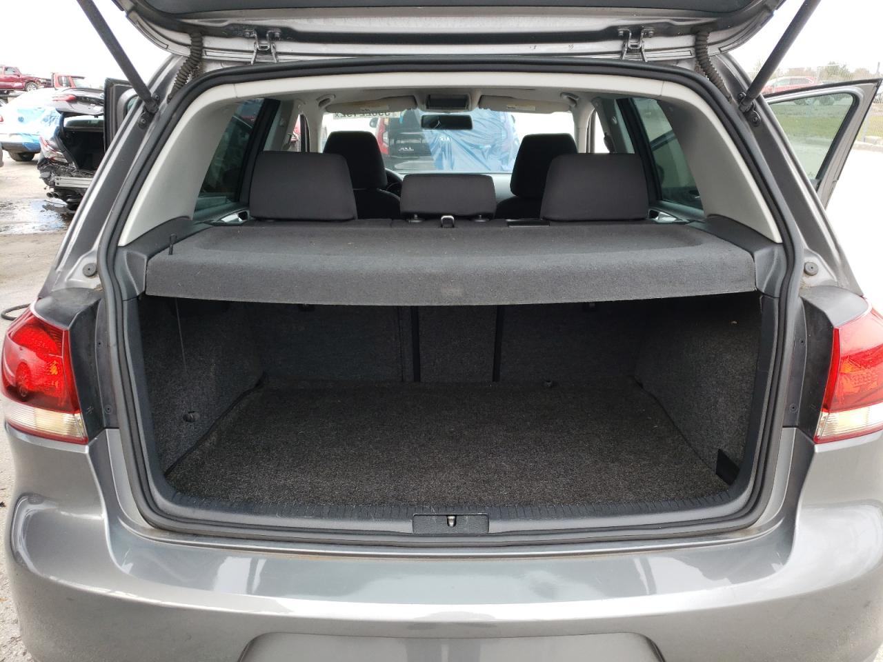 Photo 9 from auction – 2011 VOLKSWAGEN GOLF with VIN WVWDA7AJXBW182451