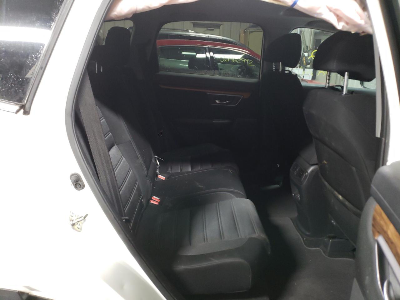 Photo 6 from auction – 2017 HONDA CR-V EX with VIN 2HKRW2H5XHH615543