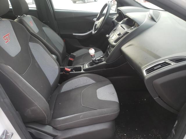 Photo 5 from auction – 2017 FORD FOCUS ST with VIN 1FADP3L90HL257877