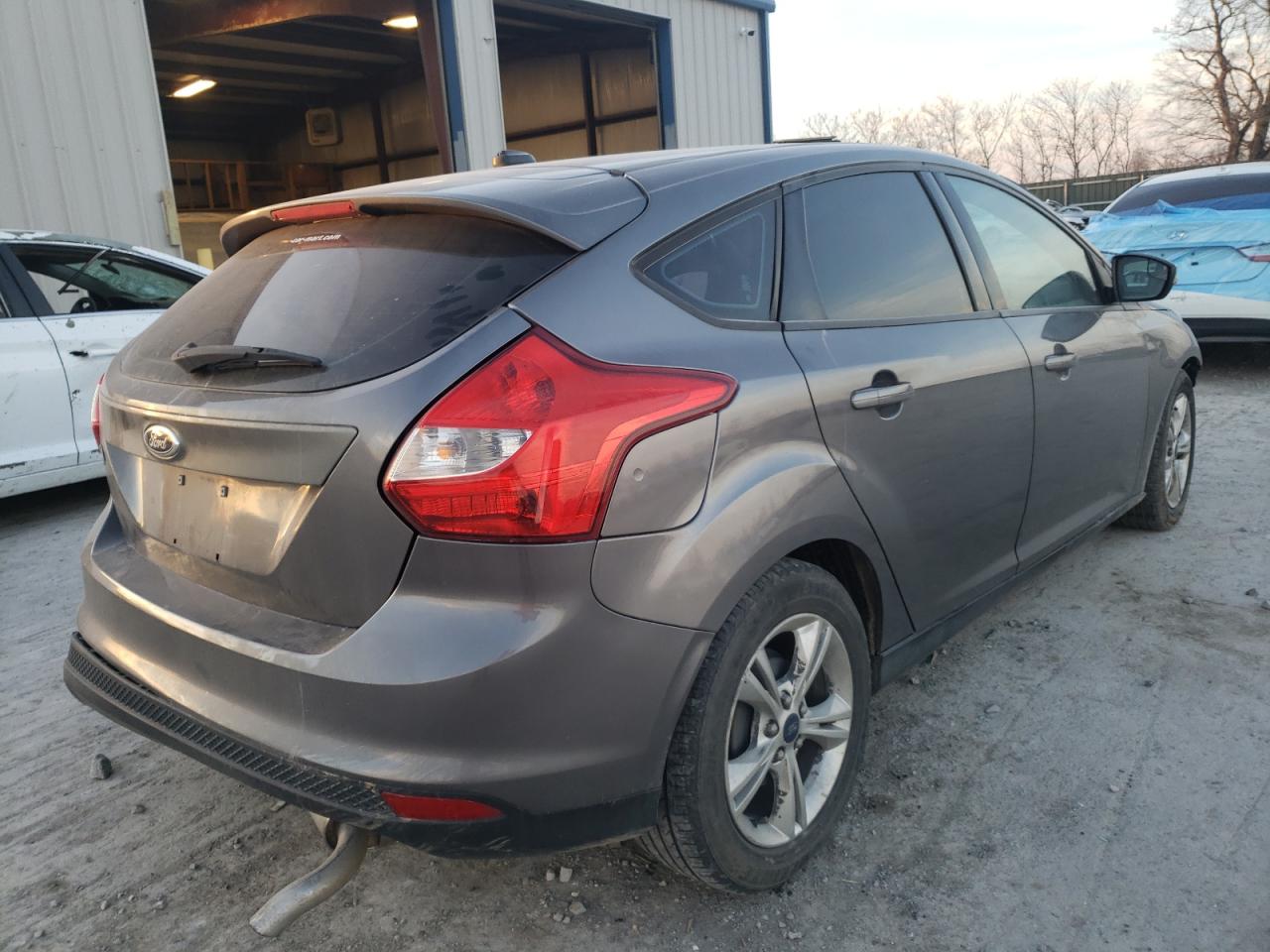 Photo 4 from auction – 2014 FORD FOCUS SE with VIN 1FADP3K24EL382350