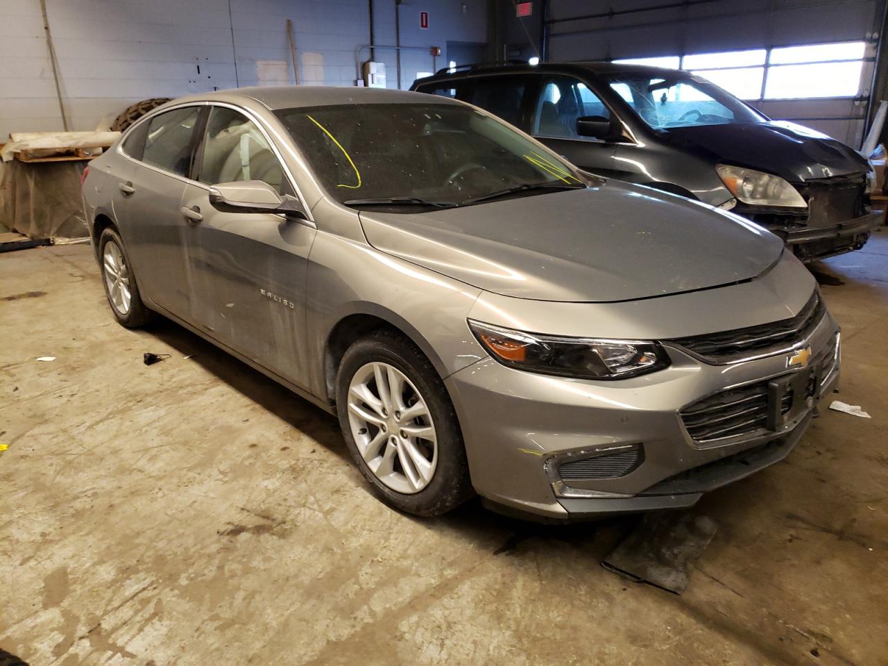 Photo 1 from auction – 2018 CHEVROLET MALIBU LT with VIN 1G1ZD5ST0JF211383