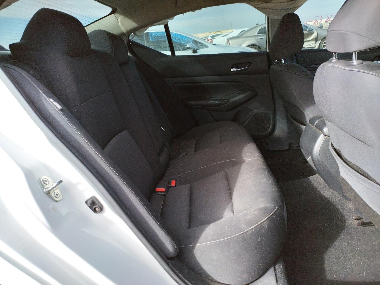 Photo 6 from auction – 2019 NISSAN ALTIMA S with VIN 1N4BL4BV0KN327137