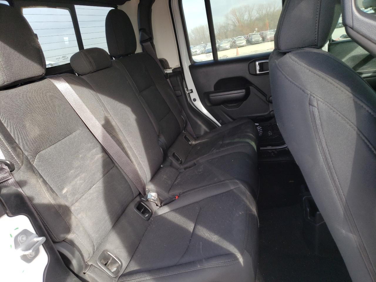 Photo 6 from auction – 2021 JEEP GLADIATOR with VIN 1C6HJTAG3ML539088