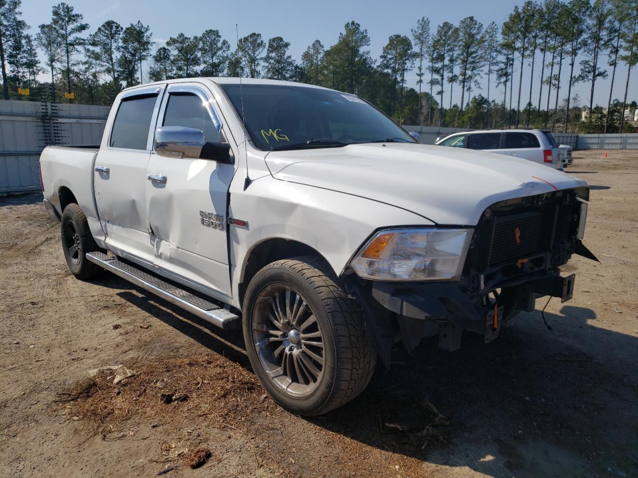 Photo 9 from auction – 2015 RAM 1500 SLT with VIN 1C6RR6LM9FS592422