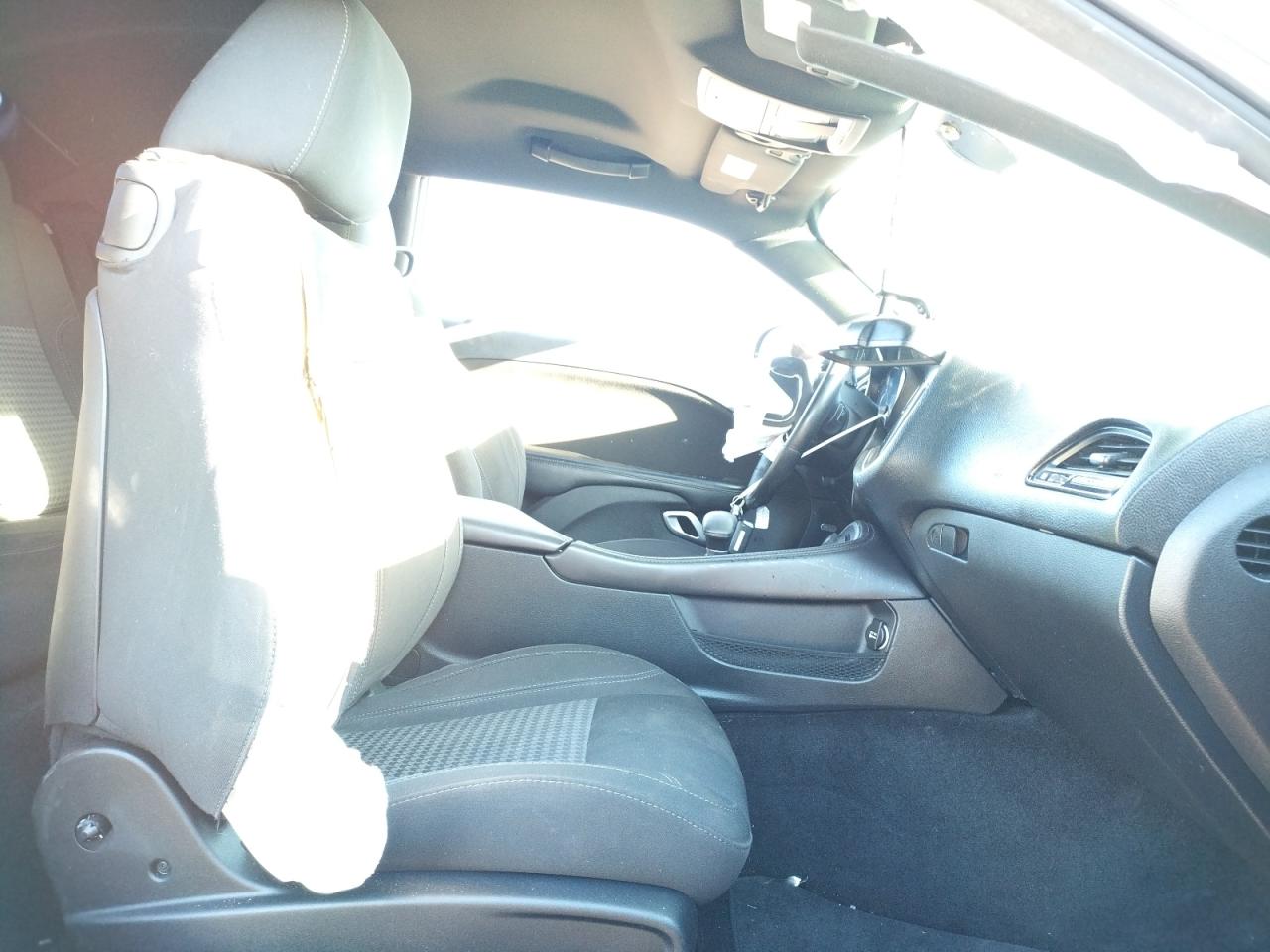 Photo 5 from auction – 2016 DODGE CHALLENGER with VIN 2C3CDZBT2GH309430