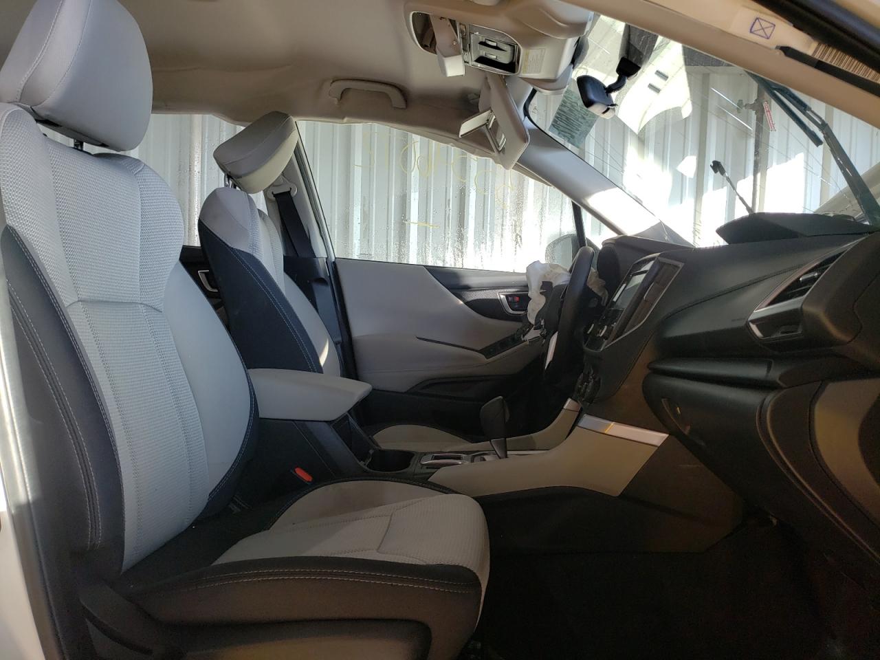 Photo 5 from auction – 2020 SUBARU FORESTER with VIN JF2SKADC9LH427973