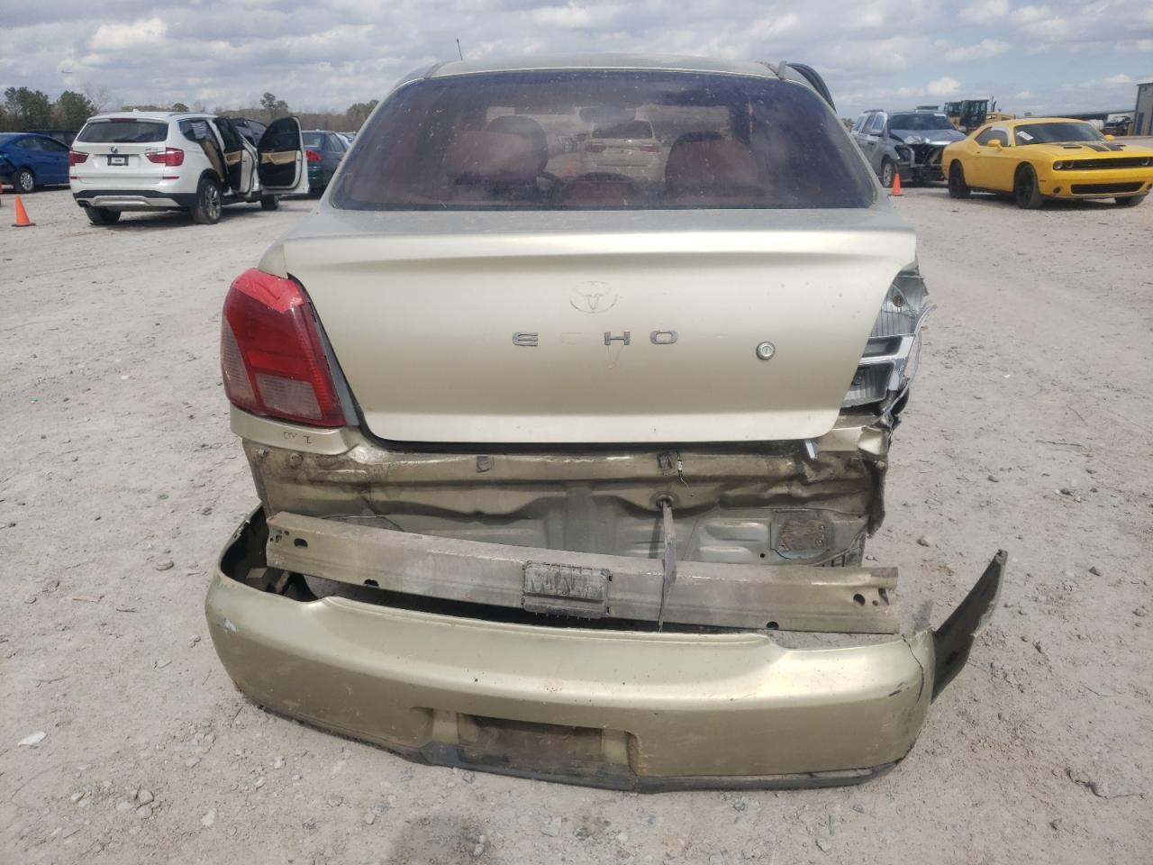 Photo 9 from auction – 2000 TOYOTA ECHO with VIN JTDBT1237Y0092863