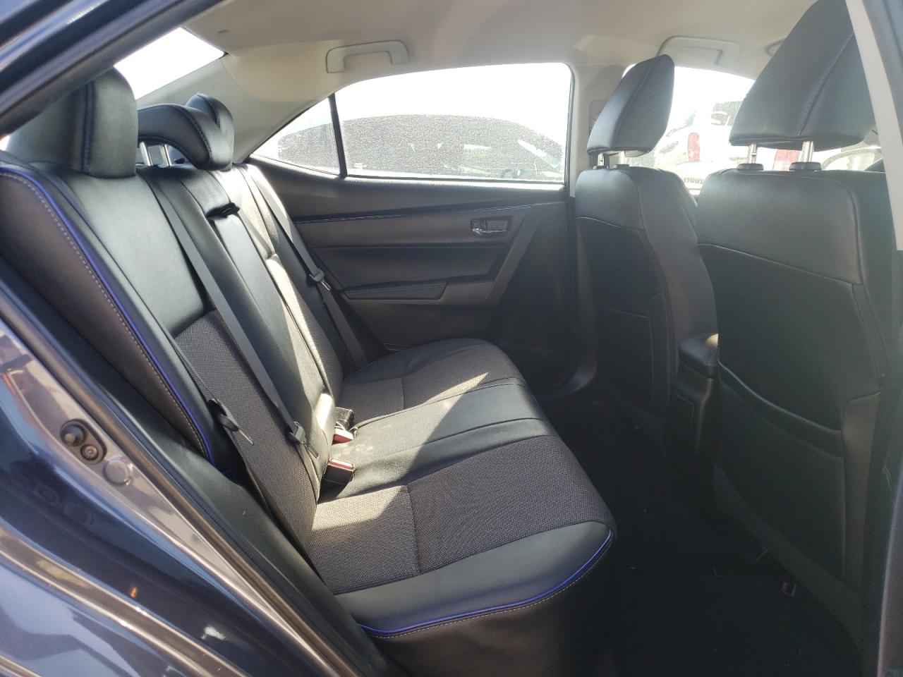 Photo 6 from auction – 2017 TOYOTA COROLLA L with VIN 5YFBURHE1HP715596