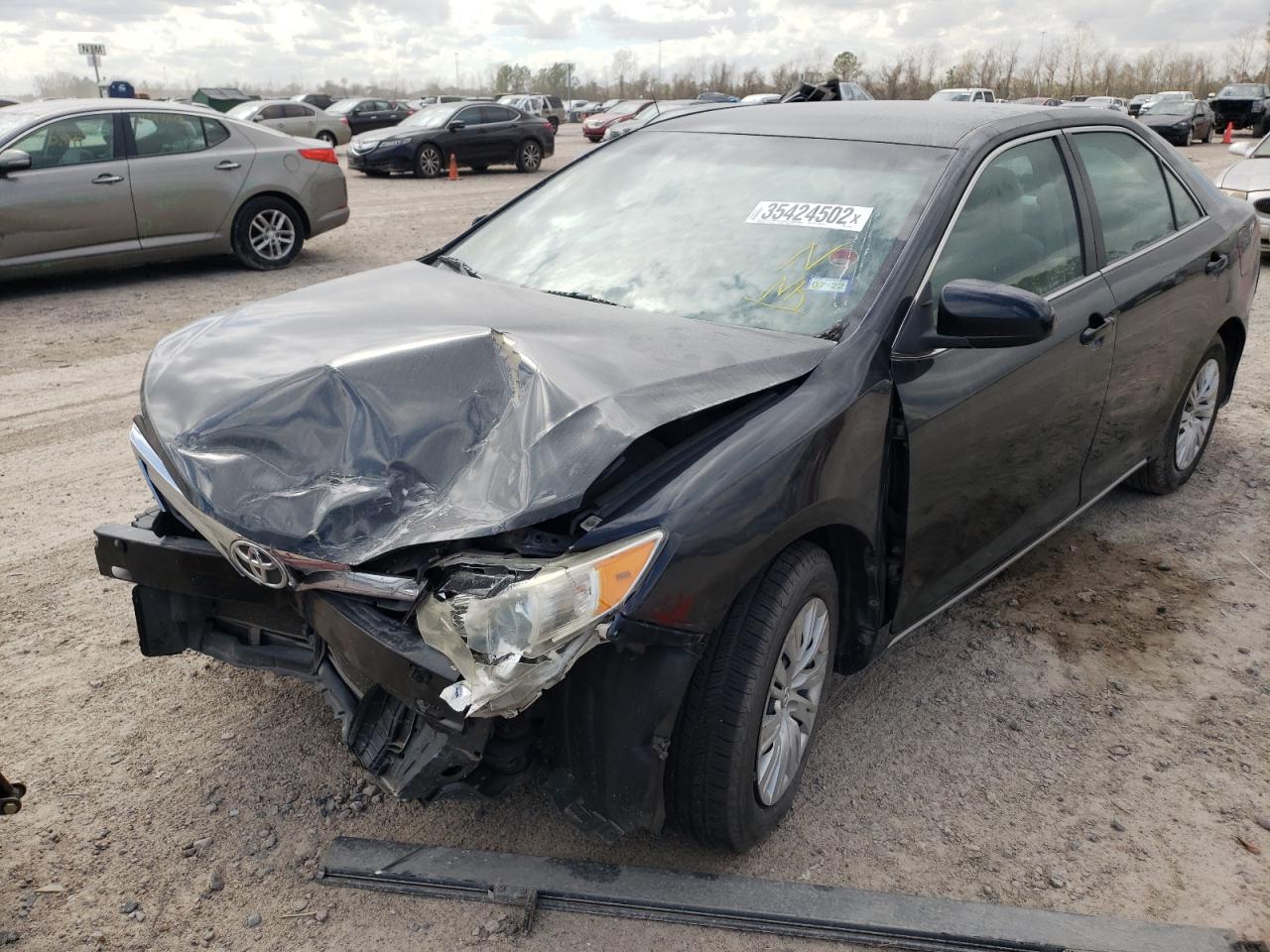 Photo 2 from auction – 2012 TOYOTA CAMRY BASE with VIN 4T1BF1FK3CU118932