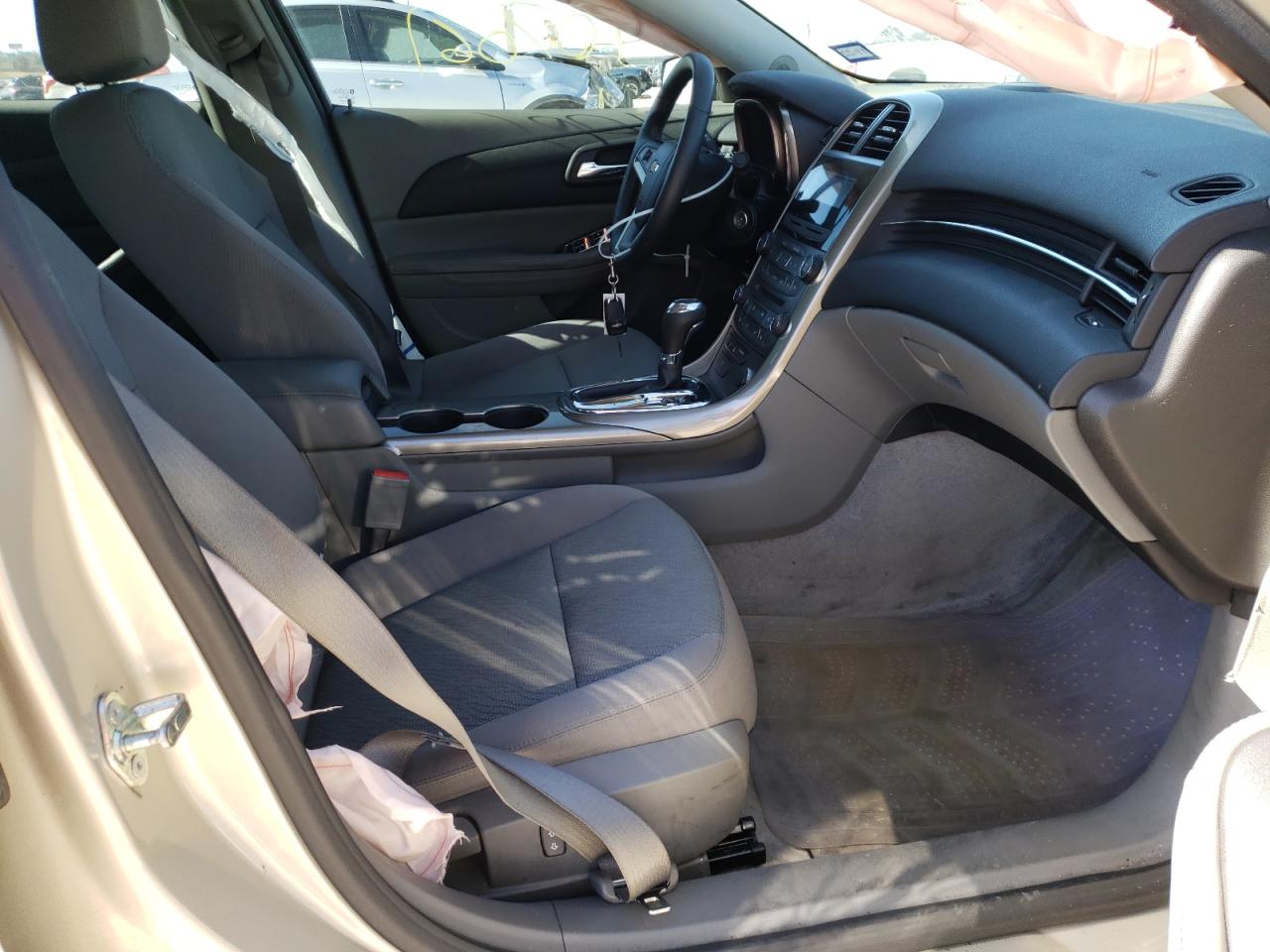 Photo 5 from auction – 2013 CHEVROLET MALIBU LS with VIN 1G11B5SA9DF254237
