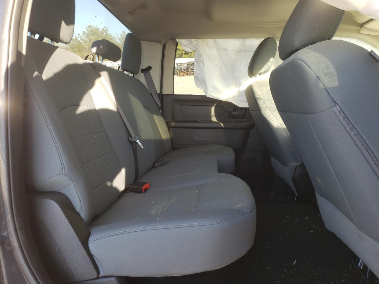 صورة رقم 6 من المزاد - 2019 RAM 1500 CLASS مع VIN 3C6RR7KT9KG723204