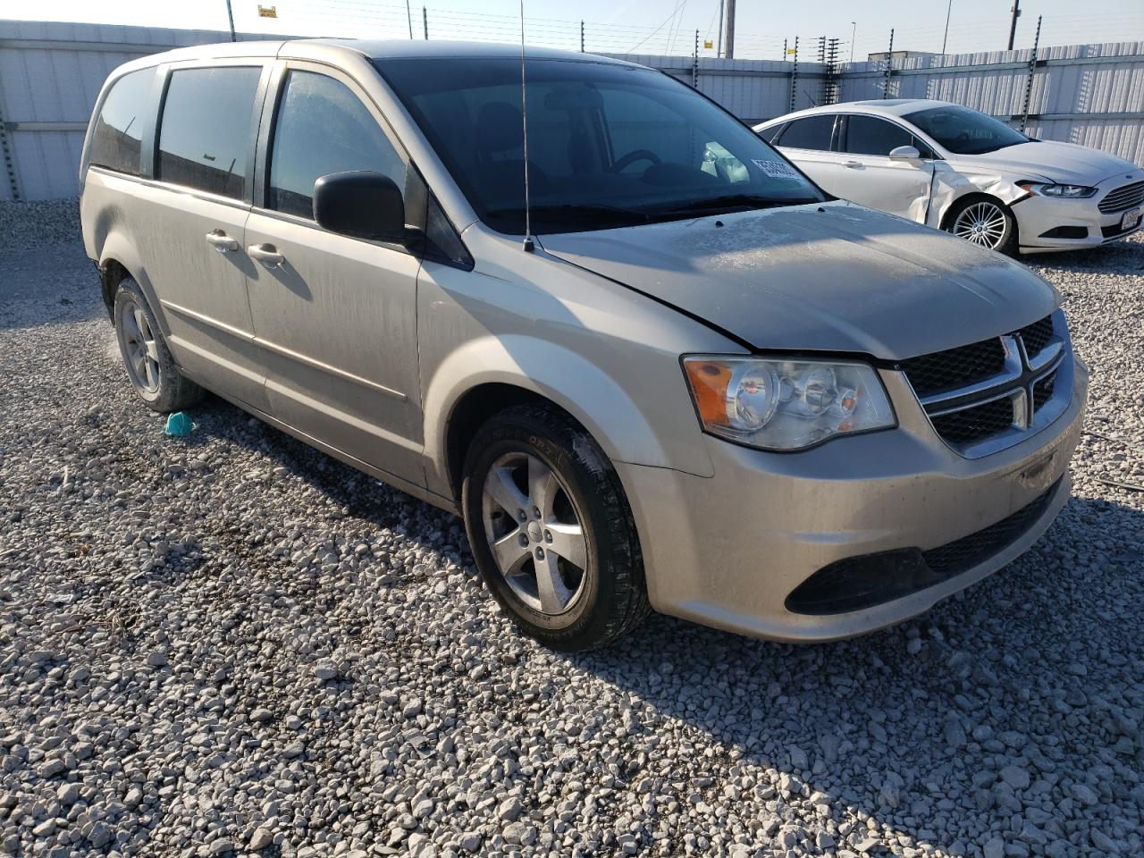 DODGE GRAND CARA 2013 with VIN 2C4RDGBG2DR600061 - Photo from auction