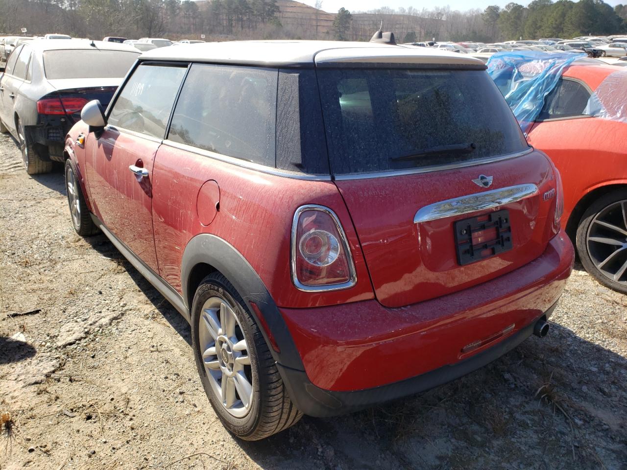 Photo 3 from auction – 2011 MINI COOPER with VIN WMWSU3C58BT098439