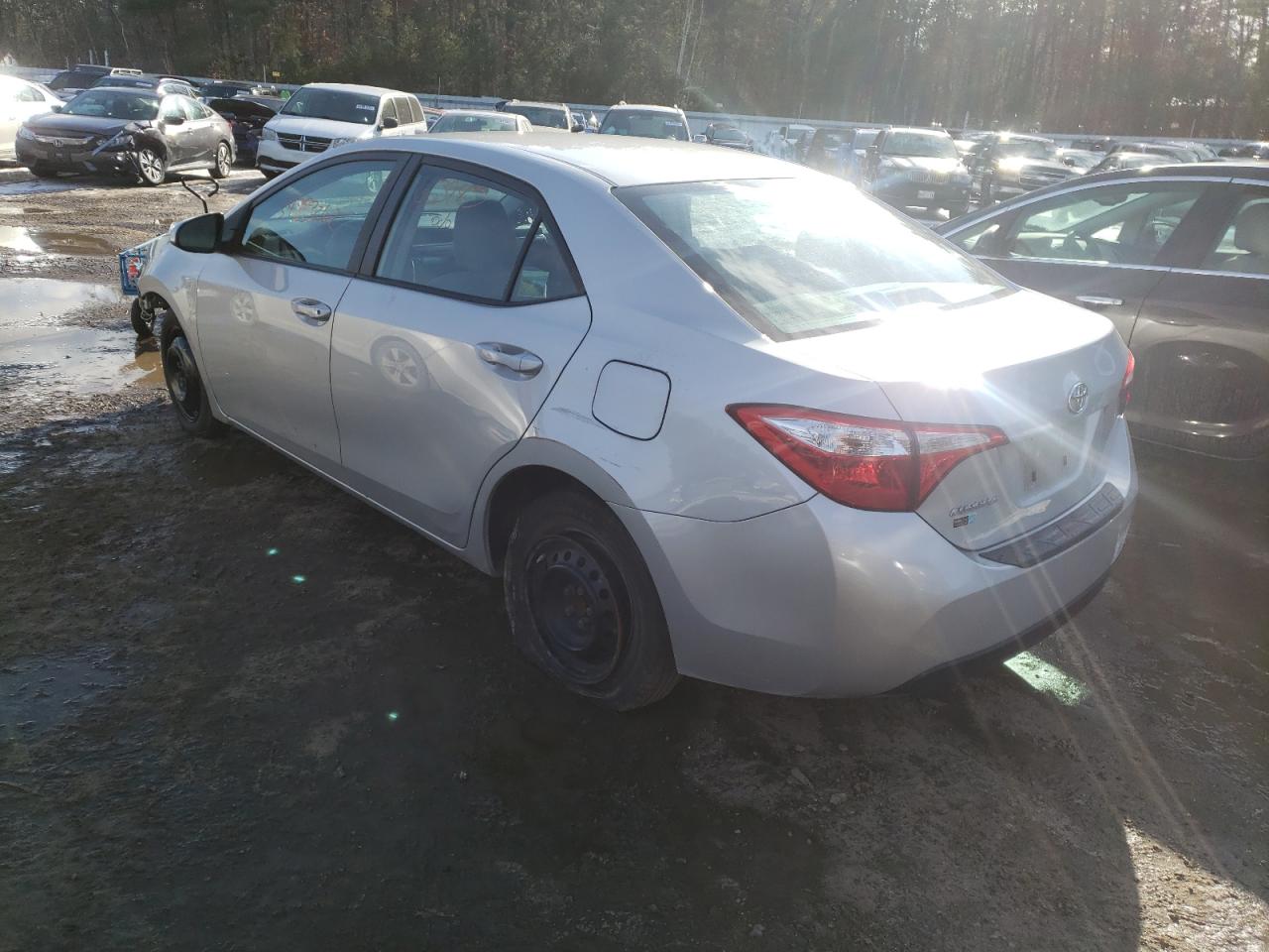 Photo 3 from auction – 2015 TOYOTA COROLLA L with VIN 2T1BURHE6FC479797